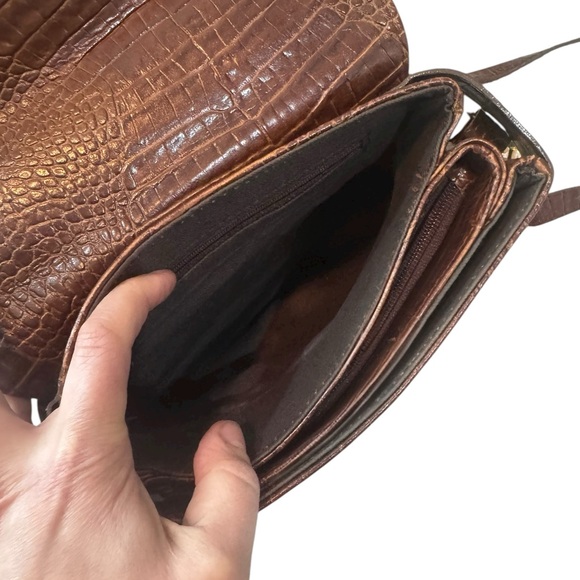 Vintage Cognac Croc Embossed Leather Crossbody Bag - Picture 12 of 13